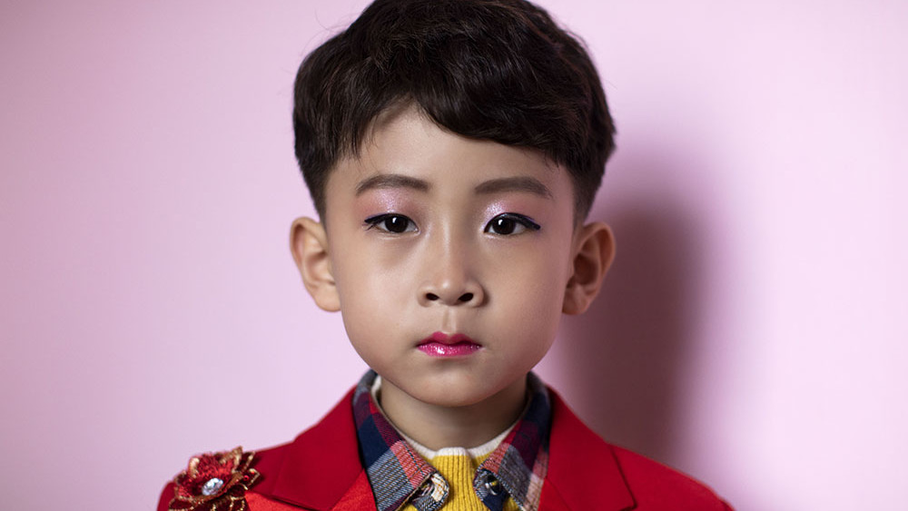 Ri Wi-Ryong, who is five years old, is one of the most promising pianists at the music school in Chongjin.  
Chongjin 2019